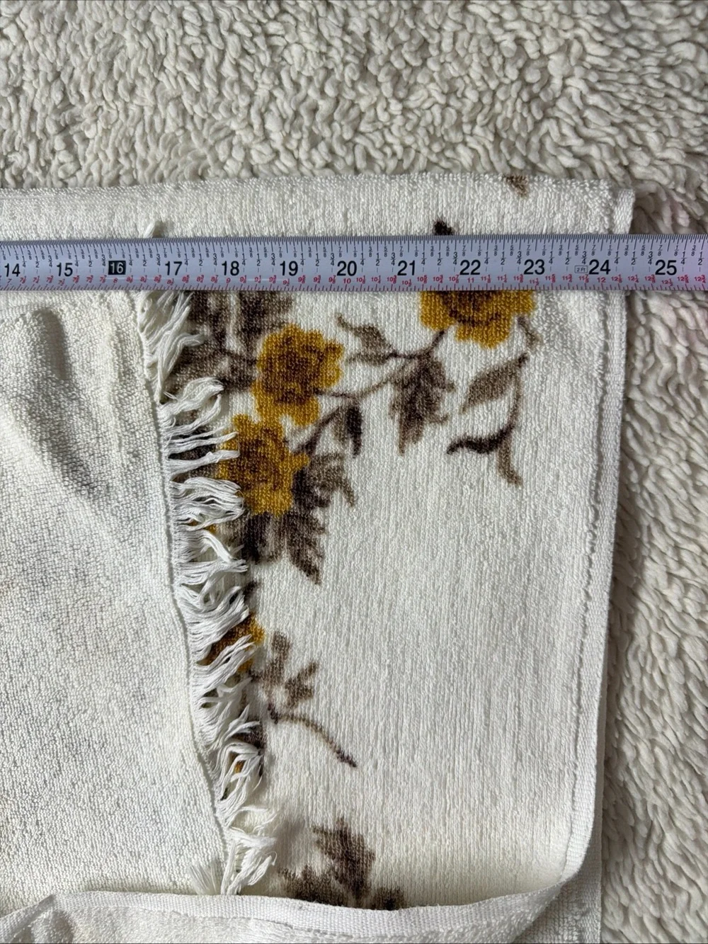 Martex Vtg All Cotton White yellow green Fringed Bath Towel made USA